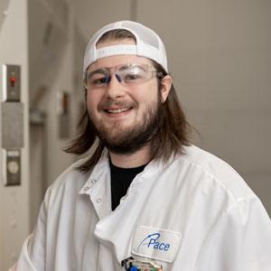 39.jpg – Pace Analytical Pace Proud Pace Employee