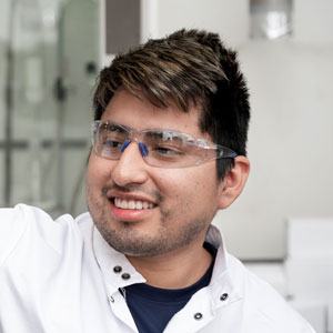 44.jpg – Pace Analytical Pace Proud Pace Employee